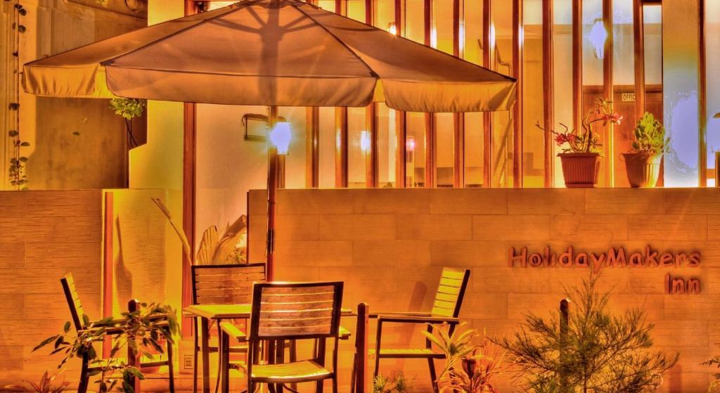 Holidaymakers Inn Hulhumale Bagian luar foto